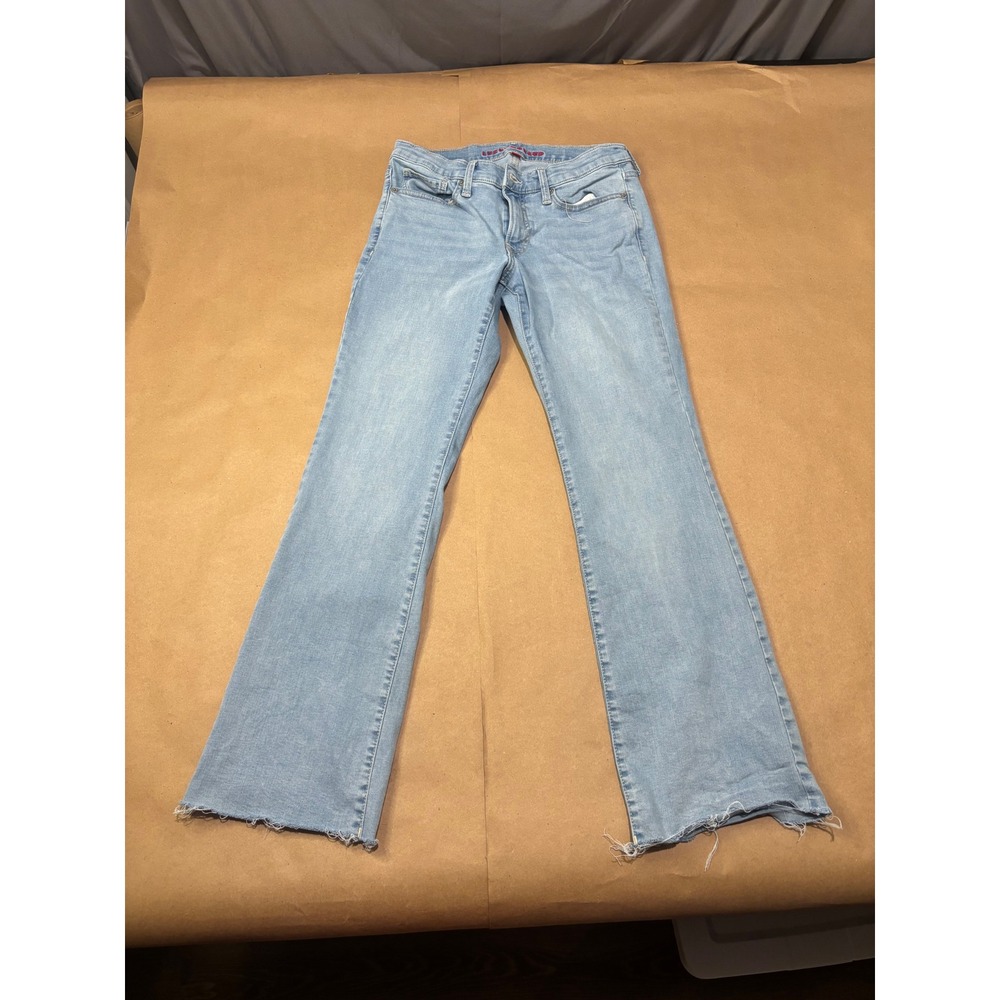 Lucky Brand Light Blue Flare Jeans Women Size 6/28